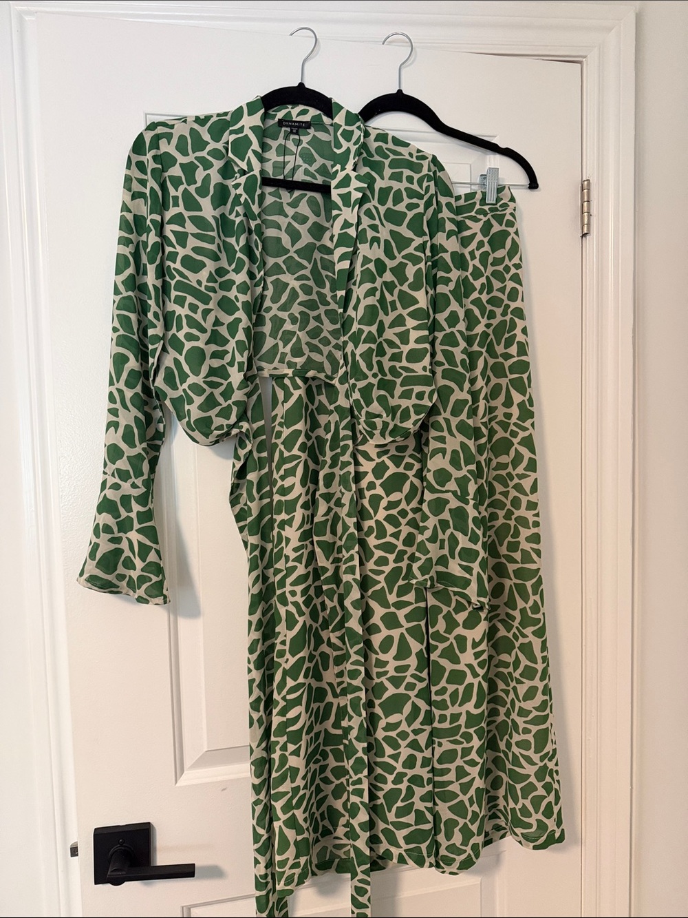 Green Patterned Top & Pants Set
